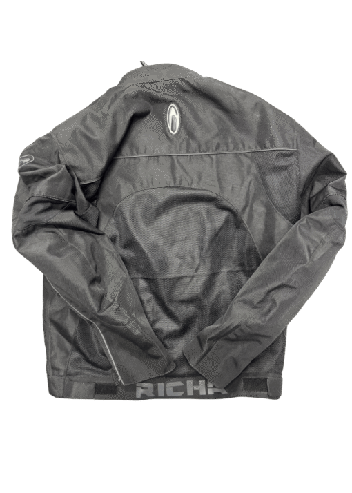 Мото екипировка и мото екипи втора ръка от MotoEkipi – alpinestars dainese rev it buse