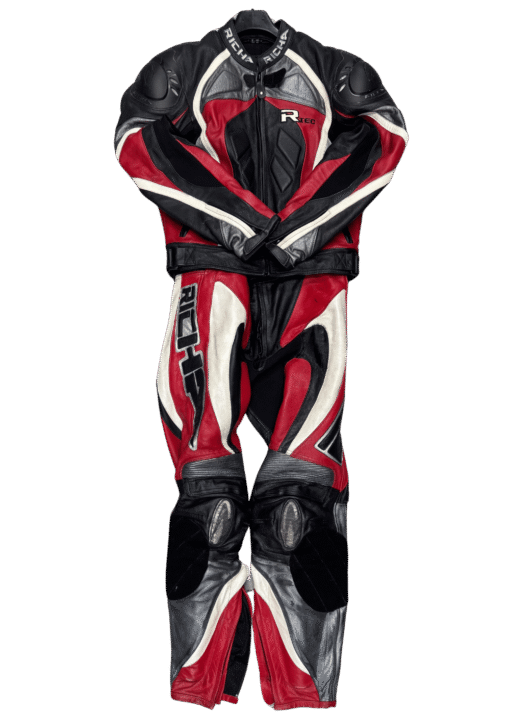 Мото екипировка и мото екипи втора ръка от MotoEkipi – alpinestars dainese rev it buse