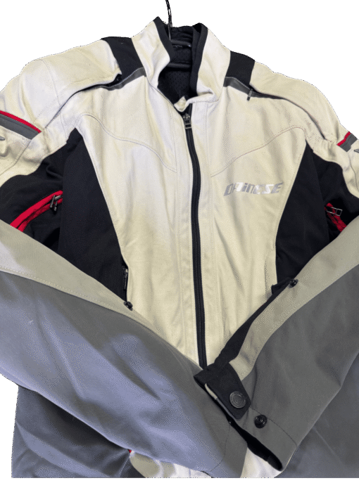 Мото екипировка и мото екипи втора ръка от MotoEkipi – alpinestars dainese rev it buse