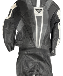 Мото екипировка Alpinestars, Dainese, Rev’it! – яке, панталон, ръкавици за мотор от motoekipi.com